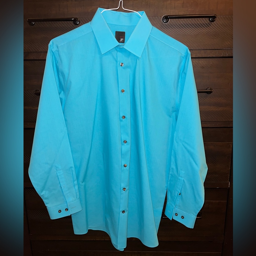 J. Ferrar Teal / Blue Dress Shirt, Large, Slim fit, Great Condition